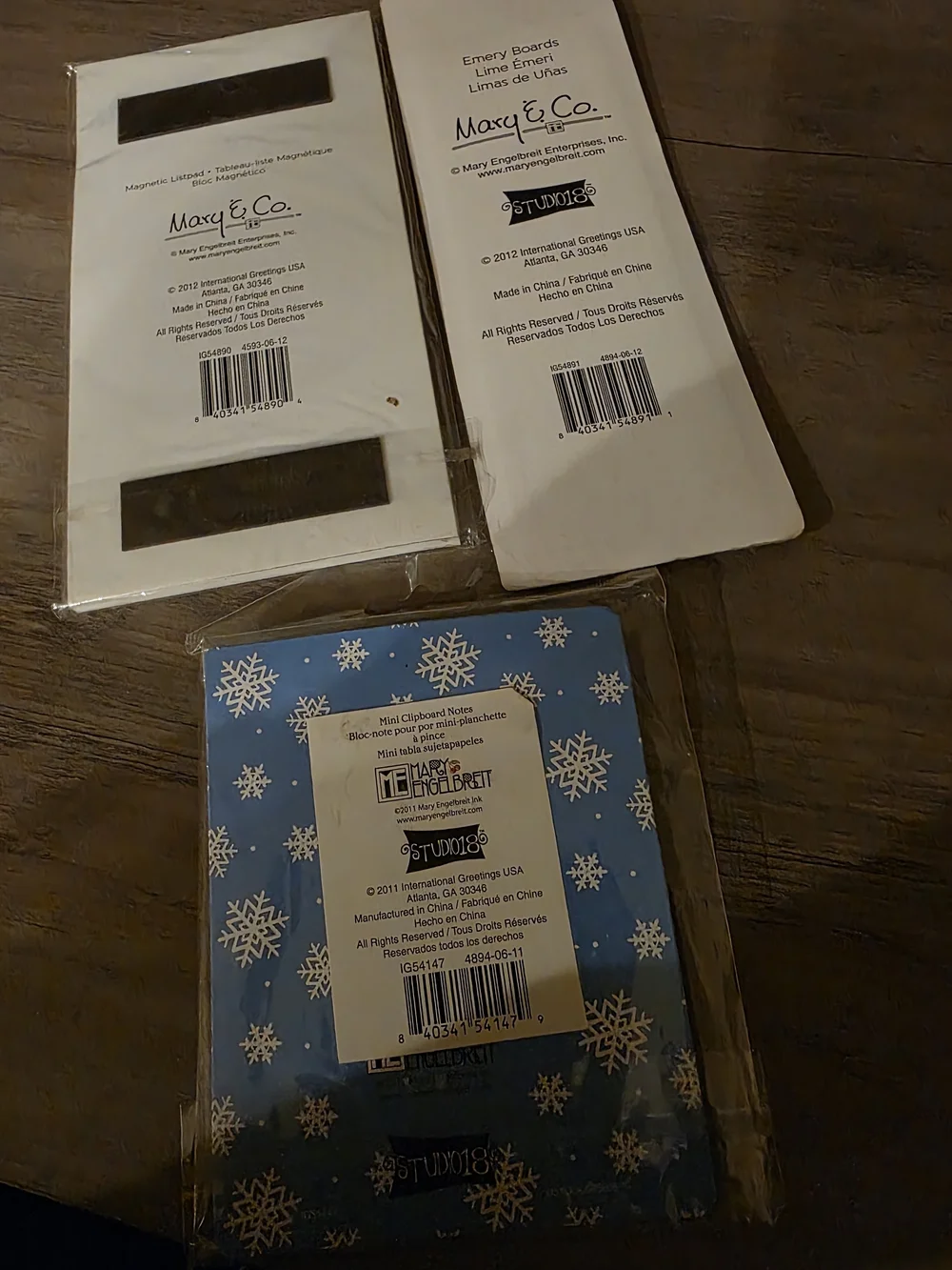 3 Piece Lot Mary Engelbreit Holiday Notepad & Mini Clipboard & 2 Emery Boards